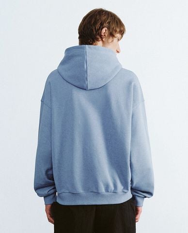  URBAN REVIVO - Áo hoodie nam tay dài phối mũ Straight 