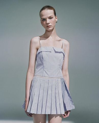  URBAN REVIVO - Đầm hai dây mini kẻ sọc A Line 