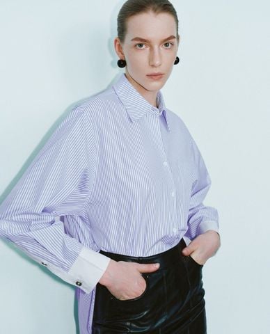  URBAN REVIVO - Áo sơ mi nữ cổ bẻ tay dài kẻ sọc 