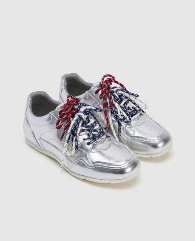  URBAN REVIVO - Giày sneakers nam cổ thấp Dad 