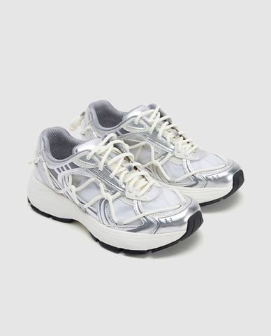  URBAN REVIVO - Giày sneakers nữ cổ thấp hiện đại 