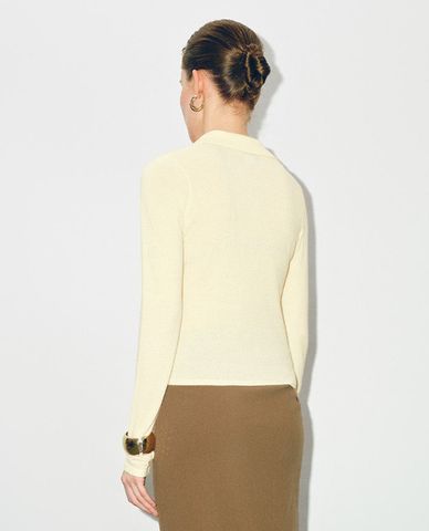  URBAN REVIVO - Áo dệt kim nữ cổ V tay dài trẻ trung 