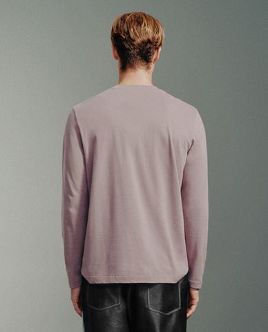  URBAN REVIVO - Áo thun nam cổ tròn tay dài Straight 