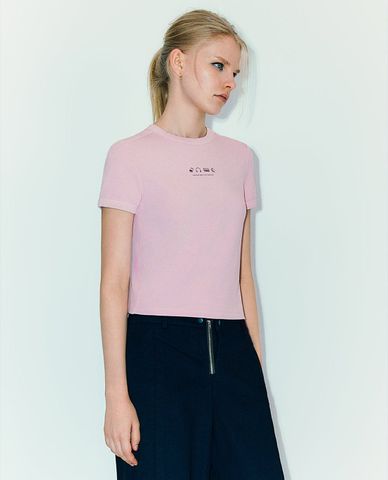  URBAN REVIVO - Áo thun nữ cổ tròn tay ngắn hiện đại 