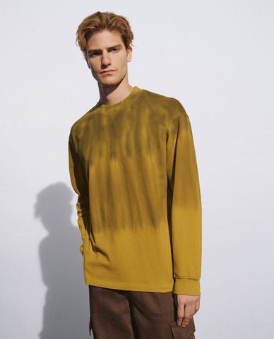  URBAN REVIVO - Áo sweatshirt nam cổ tròn tay dài Printed Loose 