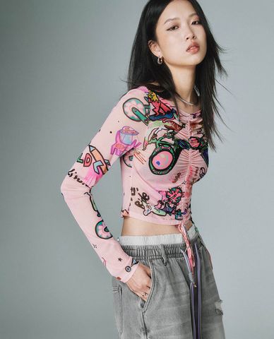  URBAN REVIVO - Áo kiểu nữ tay dài phối dây rút Printed 