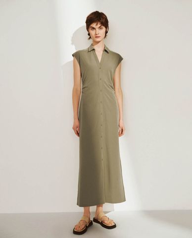  URBAN REVIVO - Đầm sát nách midi cổ V phom suông 