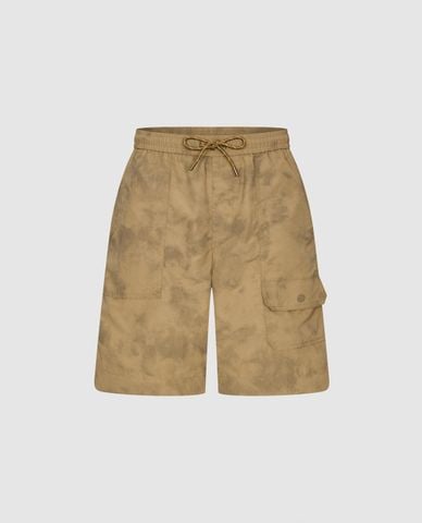  URBAN REVIVO - Quần short nam ngang gối Leisure 