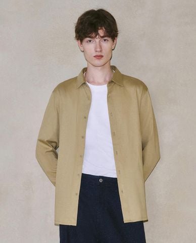  URBAN REVIVO - Áo sơ mi nam cổ bẻ tay dài hiện đại 