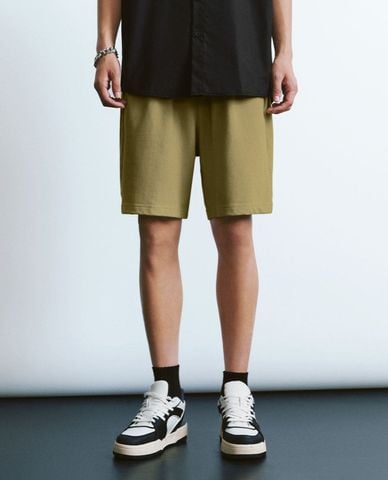  URBAN REVIVO - Quần short nam ngang gối lưng thun Drawstring Waist Knitted 