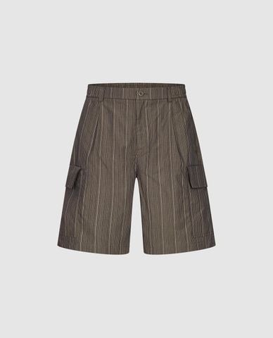  URBAN REVIVO - Quần short nam ngang gối Leisure 