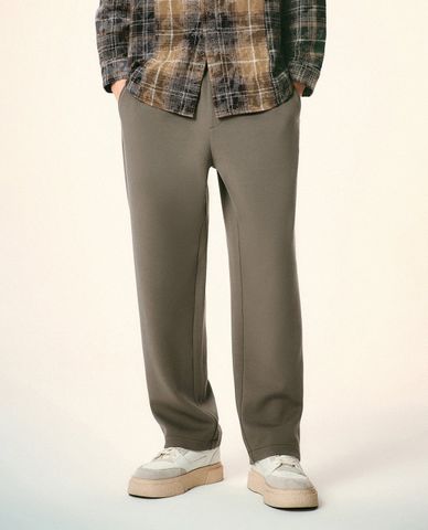  URBAN REVIVO - Quần nam ống đứng lưng thun thời trang 