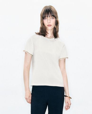  URBAN REVIVO - Áo thun nữ cổ tròn tay ngắn dáng suông 