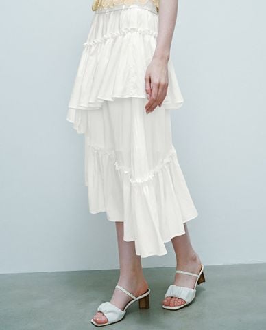  URBAN REVIVO - Chân váy xếp tầng midi lưng thun 