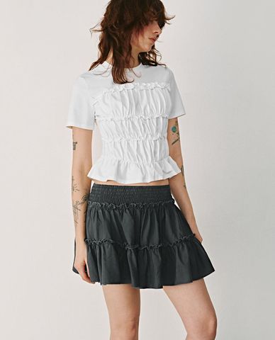  URBAN REVIVO - Áo kiểu nữ cổ tròn tay ngắn Shirred Corset 