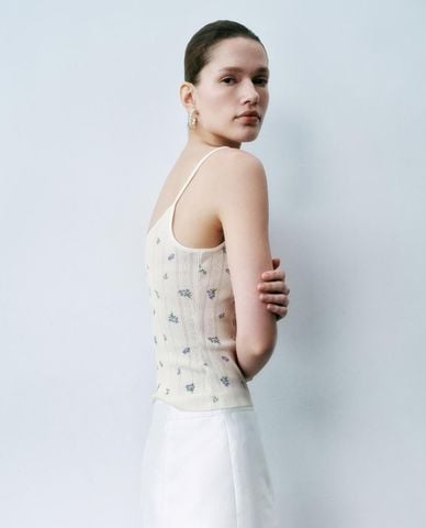  URBAN REVIVO - Áo hai dây nữ phối họa tiết hoa nhí 