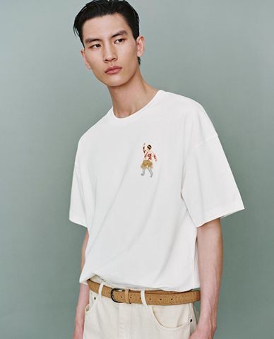  URBAN REVIVO - Áo thun nam cổ tròn tay ngắn thời trang 