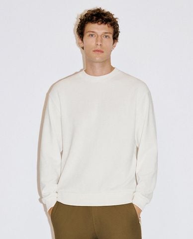  URBAN REVIVO - Áo sweatshirt nam cổ tròn tay dài Straight 