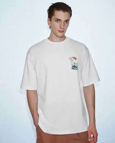  URBAN REVIVO - Áo thun nam cổ tròn tay ngắn hiện đại 