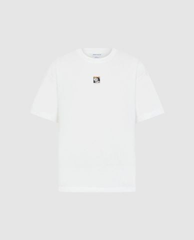  URBAN REVIVO - Áo thun nam cổ tròn in hình hiện đại 