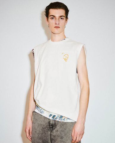  URBAN REVIVO - Áo ba lỗ nam cổ tròn phối hình in 