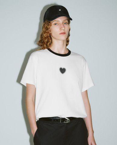  URBAN REVIVO - Áo thun nữ cổ tròn tay ngắn trẻ trung Straight 