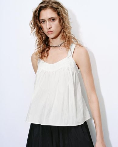  URBAN REVIVO - Áo hai dây nữ bản rộng xếp nếp 