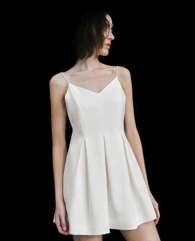  URBAN REVIVO - Đầm hai dây mini cổ V xếp li 