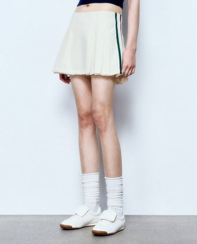  URBAN REVIVO - Chân váy xếp li mini phom chữ A 