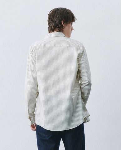  URBAN REVIVO - Áo sơ mi nam cổ bẻ tay dài kẻ sọc 