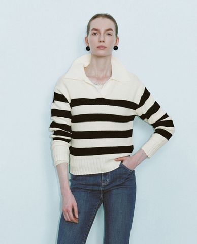  URBAN REVIVO - Áo sweatshirt nữ cổ bẻ tay dài 