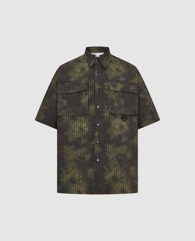  URBAN REVIVO - Áo sơ mi nam cổ bẻ tay ngắn hiện đại 