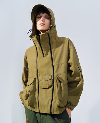  URBAN REVIVO - Áo khoác nam phối mũ tay dài Zip Half Placket 