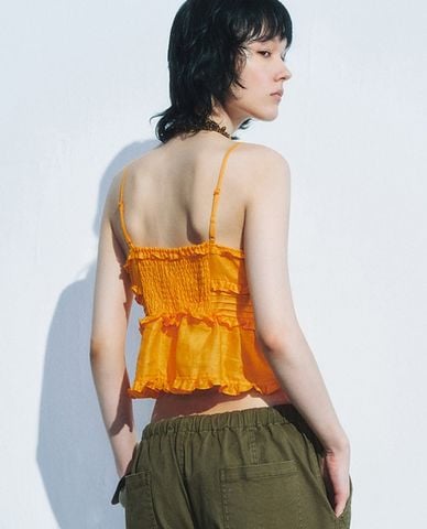  URBAN REVIVO - Áo hai dây nữ phối bèo nhún Cami 