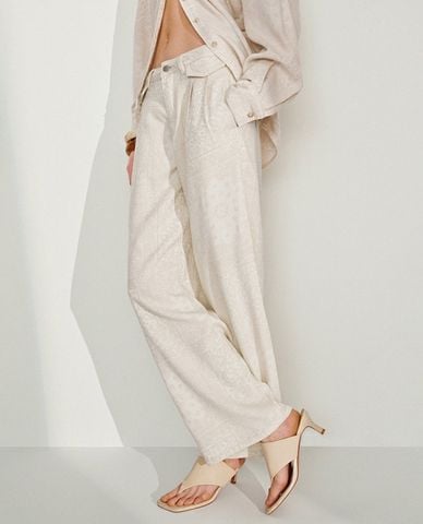  URBAN REVIVO - Quần nữ ống rộng in họa tiết 