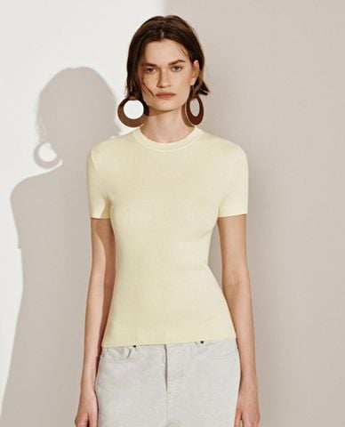  URBAN REVIVO - Áo dệt kim nữ cổ tròn tay ngắn phom ôm 