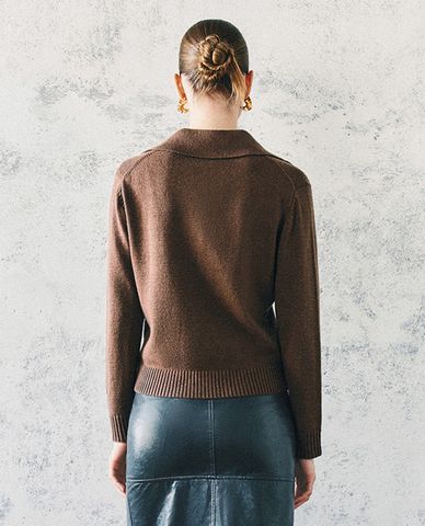  URBAN REVIVO - Áo dệt kim nữ cổ V tay dài Lapel 