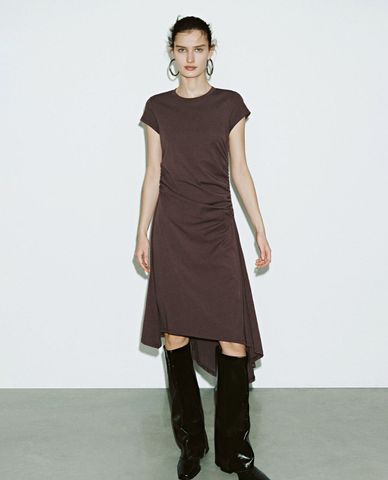  URBAN REVIVO - Đầm midi phom suông cổ tròn 