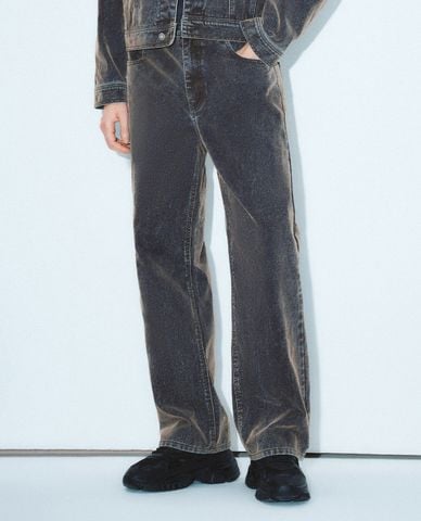  URBAN REVIVO - Quần jeans nam ống đứng trẻ trung Straight 