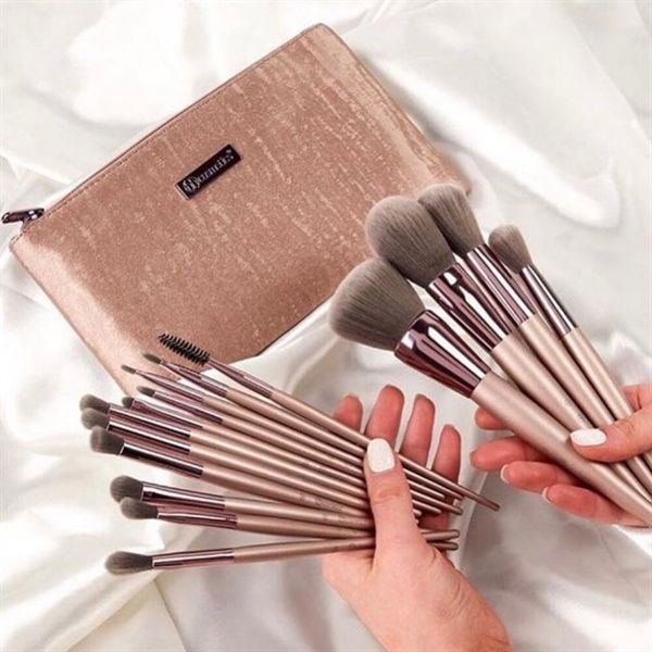 Bộ Cọ BH Cosmetics Lavish Elegance (15 Cây)