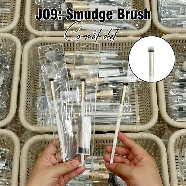 CỌ TRANG ĐIỂM CAO CẤP THUẦN CHAY JARY MAKEUP BRUSH