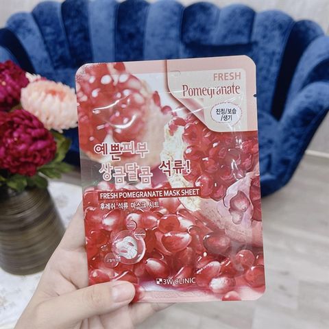 Mặt nạ dưỡng da tinh chất lựu đỏ 3W Clinic Fresh Pomegranate 23ml