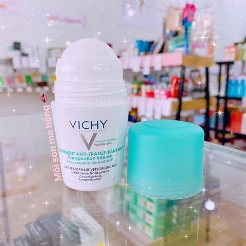 Lăn khử mùi khô thoáng vùng da dưới cánh tay 48h Vichy Traitement Anti-Transpirant 50ml