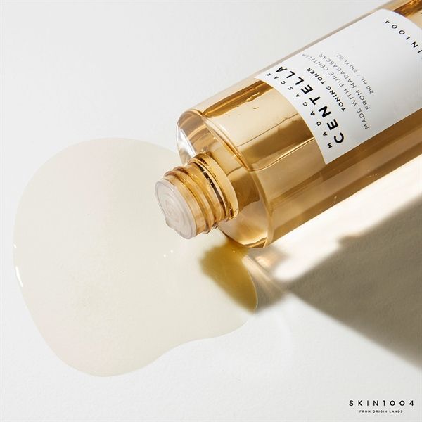 Nước Hoa Hồng Rau Má Skin1004 Madagascar Centella Asiatica Toning 210ml