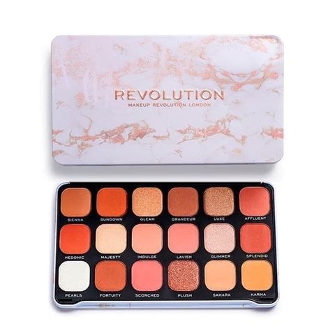 Phấn mắt REVOLUTION 18 ô decadent