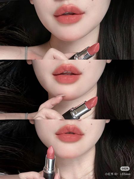 Son Thỏi Lì MAC ximal Matte Lipstick 3.5g - 682 MulI It To The Max Hồng đất nude