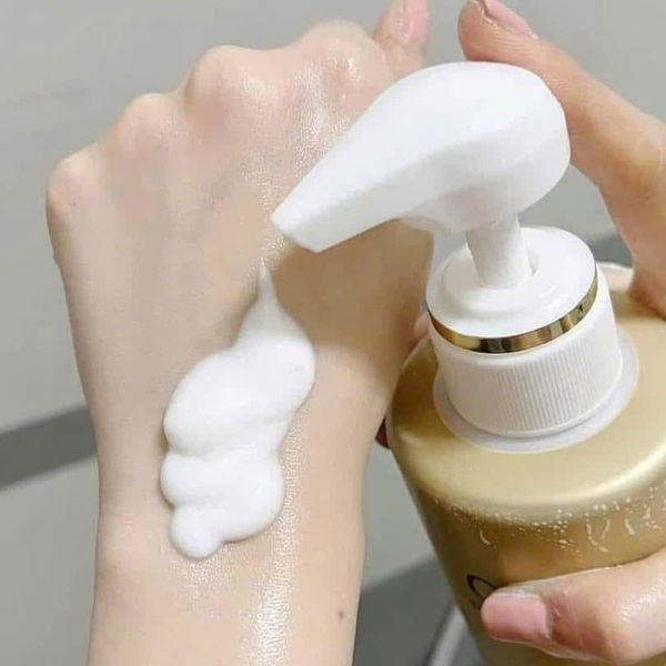 [BẢN THÁI] Sữa Tắm Trắng Da Olay Body Science Vitamin C + B3 Creme Body Wash 500g