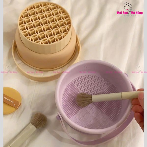 Giỏ Giặt Cọ, Mút Trang Điểm Kèm Giá Phơi