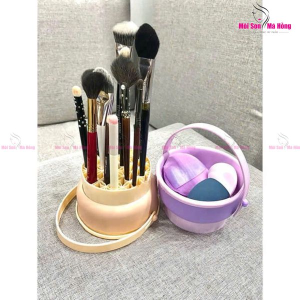 Giỏ Giặt Cọ, Mút Trang Điểm Kèm Giá Phơi