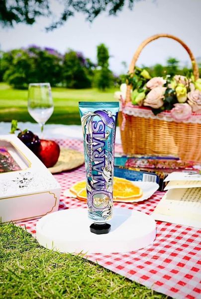 Kem Đánh Răng Marvis Sinuous Lily 75ml Garden Collection Toothpaste